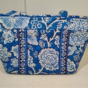 Retired Vera Bradley Bag Purse Mandy Blue Lagoon Floral Pattern